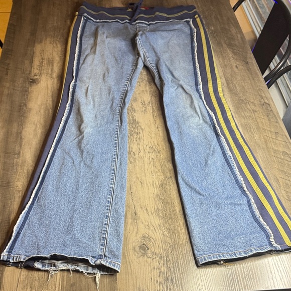 Let Me Be Denim - Y2k Blue Flare Jeans with Yellow Stripe